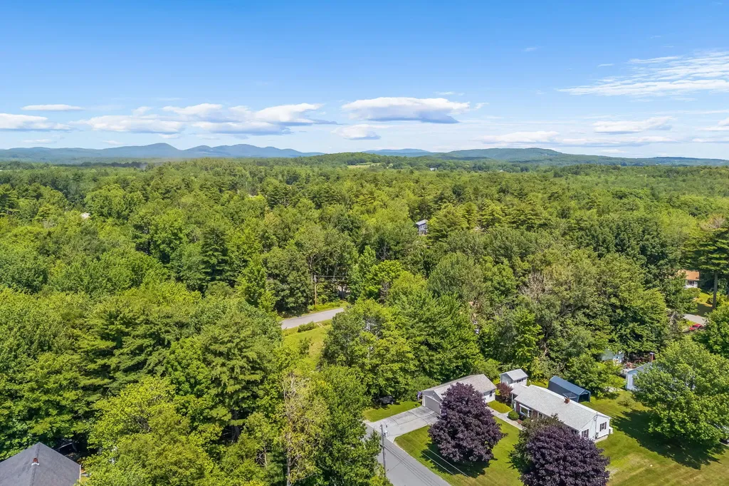 101 Booker Street Thomaston ME 04861