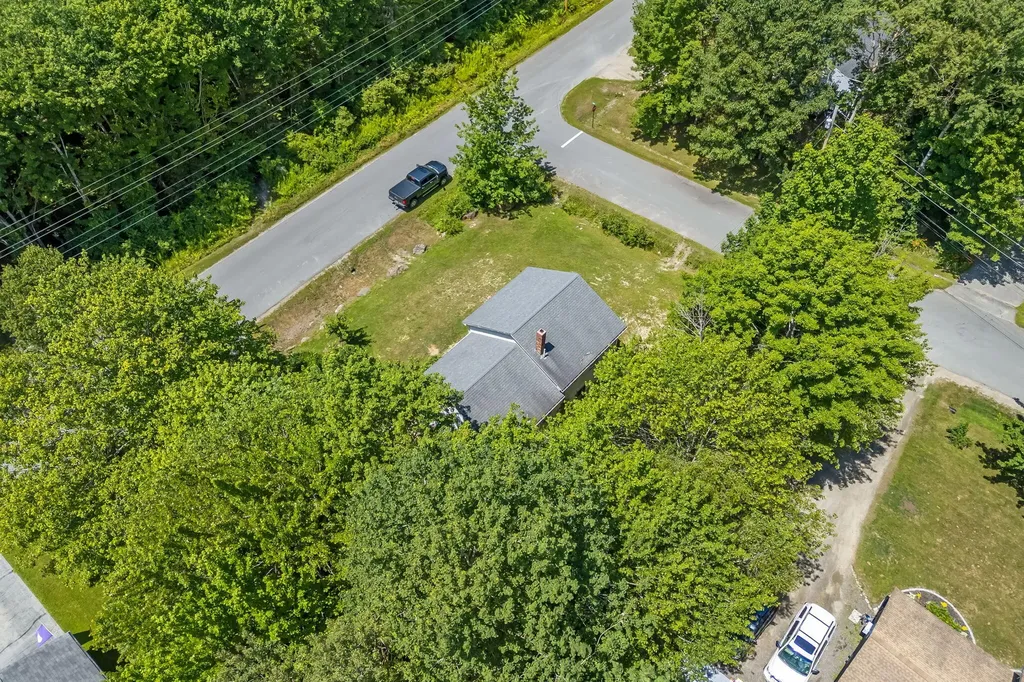 101 Booker Street Thomaston ME 04861