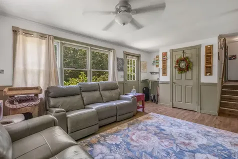 101 Booker Street Thomaston ME 04861