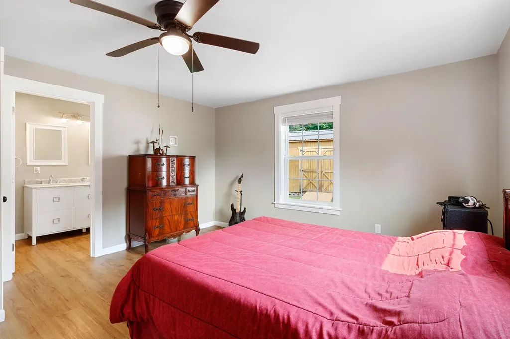531 Spruce Head Road South Thomaston ME 04858