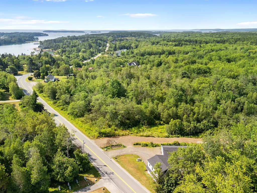 531 Spruce Head Road South Thomaston ME 04858