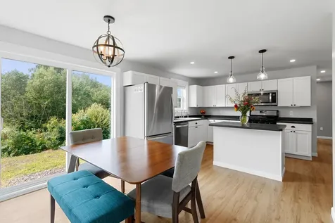 531 Spruce Head Road South Thomaston ME 04858