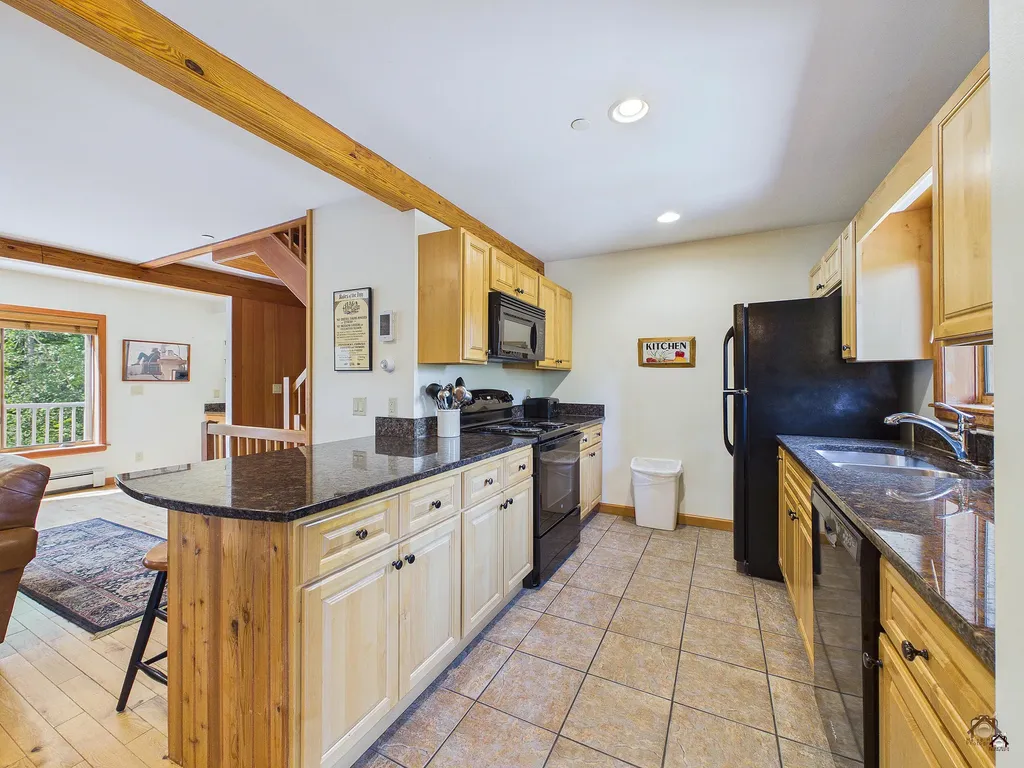 533 Spruce Creek Road Carrabassett Valley ME 04947