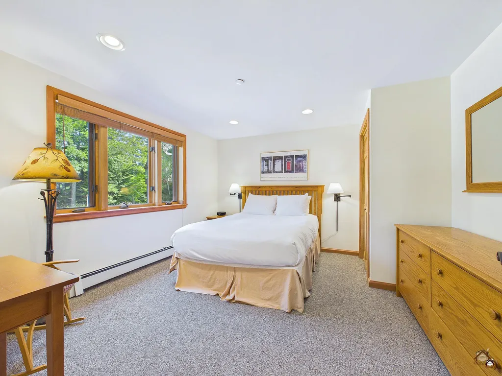 533 Spruce Creek Road Carrabassett Valley ME 04947