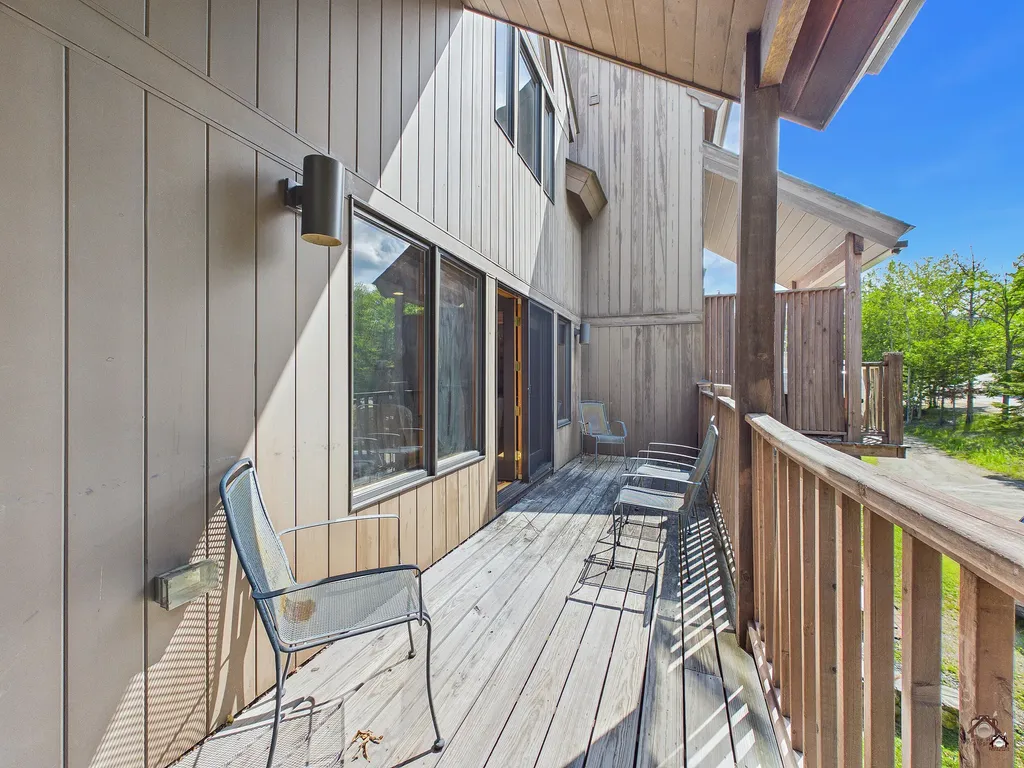 533 Spruce Creek Road Carrabassett Valley ME 04947