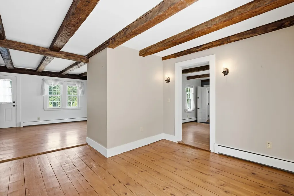 57 High Street Damariscotta ME 04543