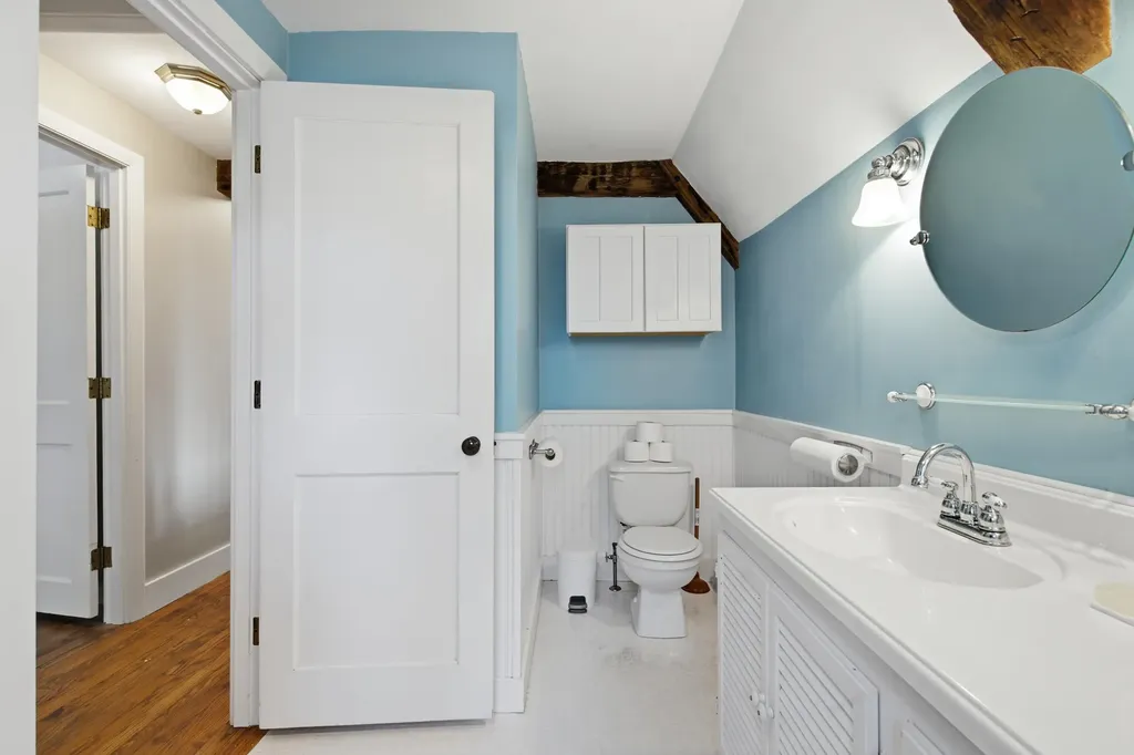 57 High Street Damariscotta ME 04543