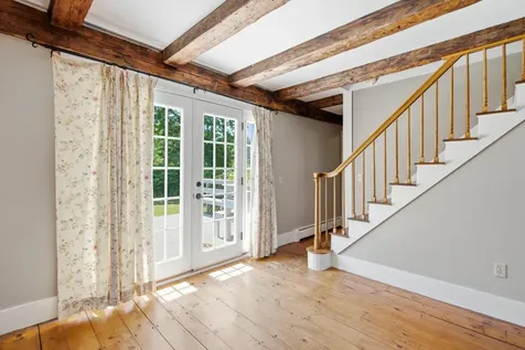 57 High Street Damariscotta ME 04543