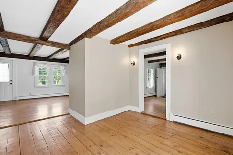 57 High Street Damariscotta ME 04543