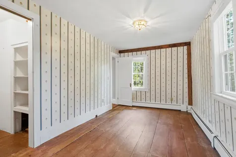 57 High Street Damariscotta ME 04543