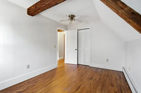 57 High Street Damariscotta ME 04543