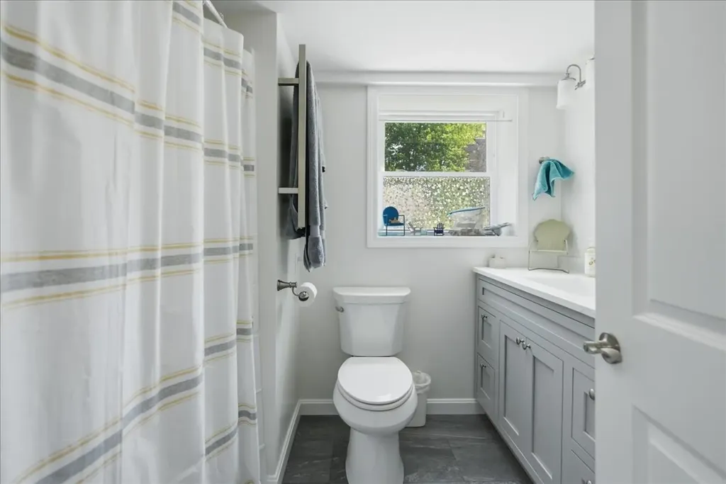 714 Mount Pisgah Road Winthrop ME 04364