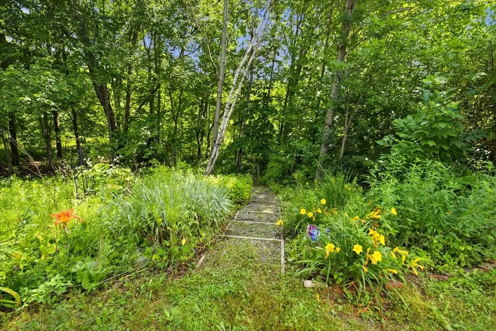 714 Mount Pisgah Road Winthrop ME 04364