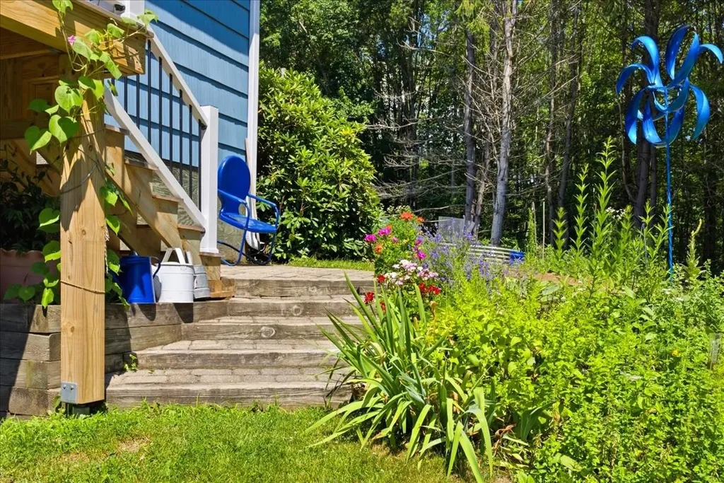 714 Mount Pisgah Road Winthrop ME 04364