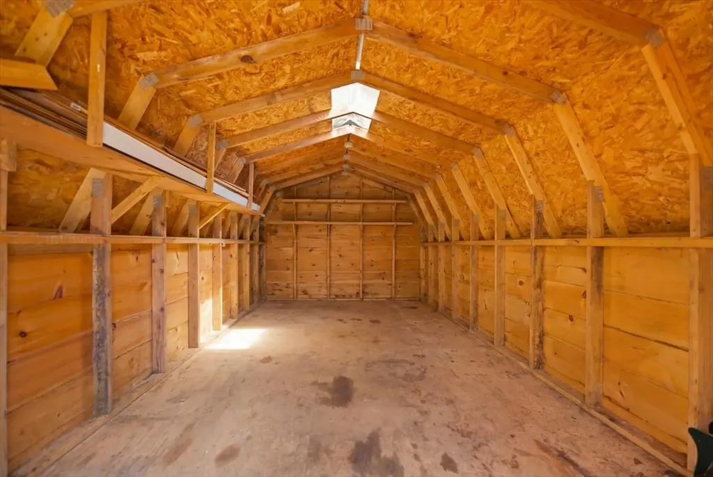 714 Mount Pisgah Road Winthrop ME 04364