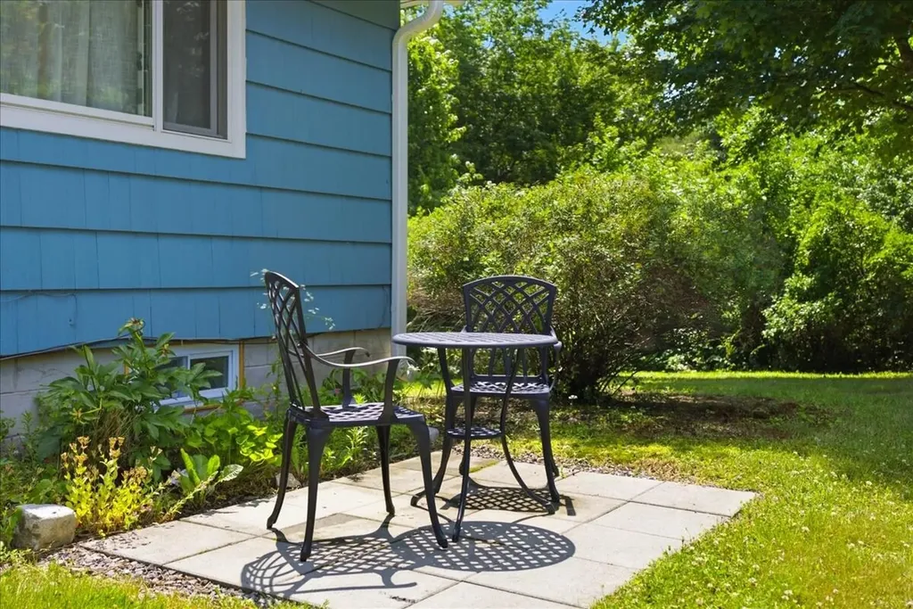 714 Mount Pisgah Road Winthrop ME 04364
