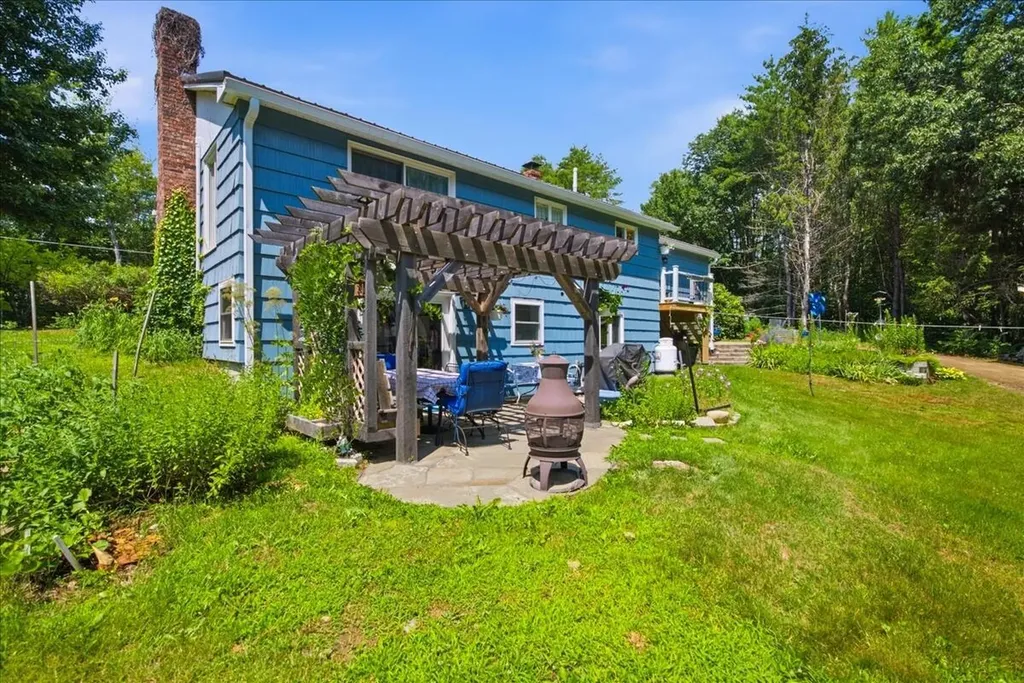 714 Mount Pisgah Road Winthrop ME 04364