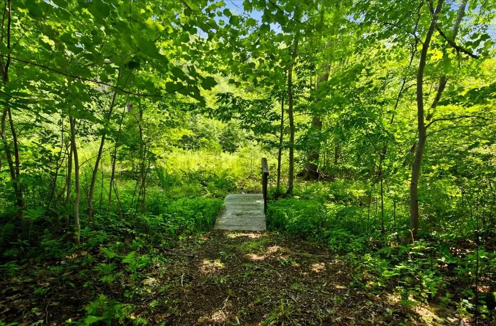 714 Mount Pisgah Road Winthrop ME 04364