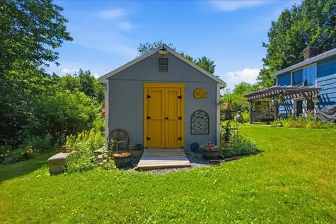 714 Mount Pisgah Road Winthrop ME 04364