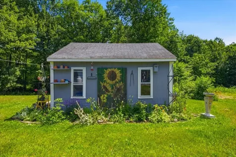 714 Mount Pisgah Road Winthrop ME 04364