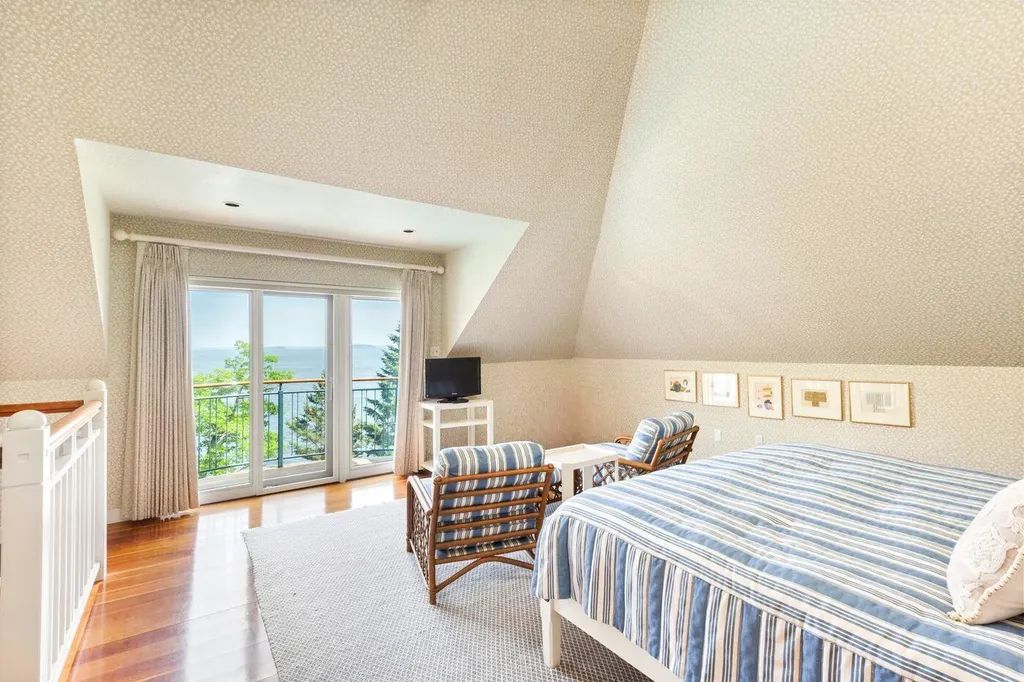 230 Bay View Street Camden ME 04843