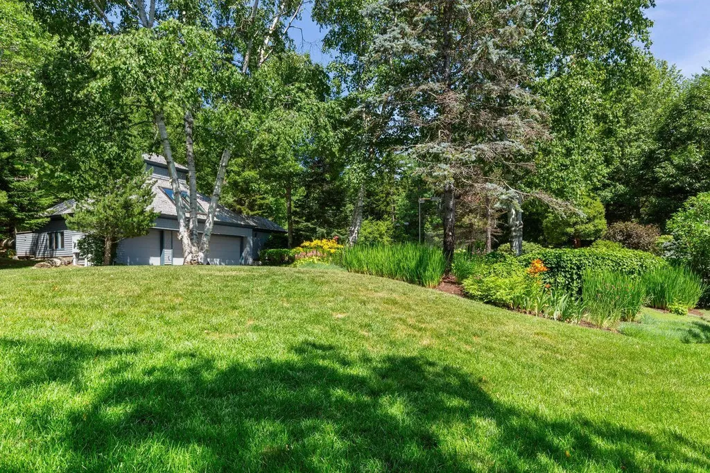 230 Bay View Street Camden ME 04843
