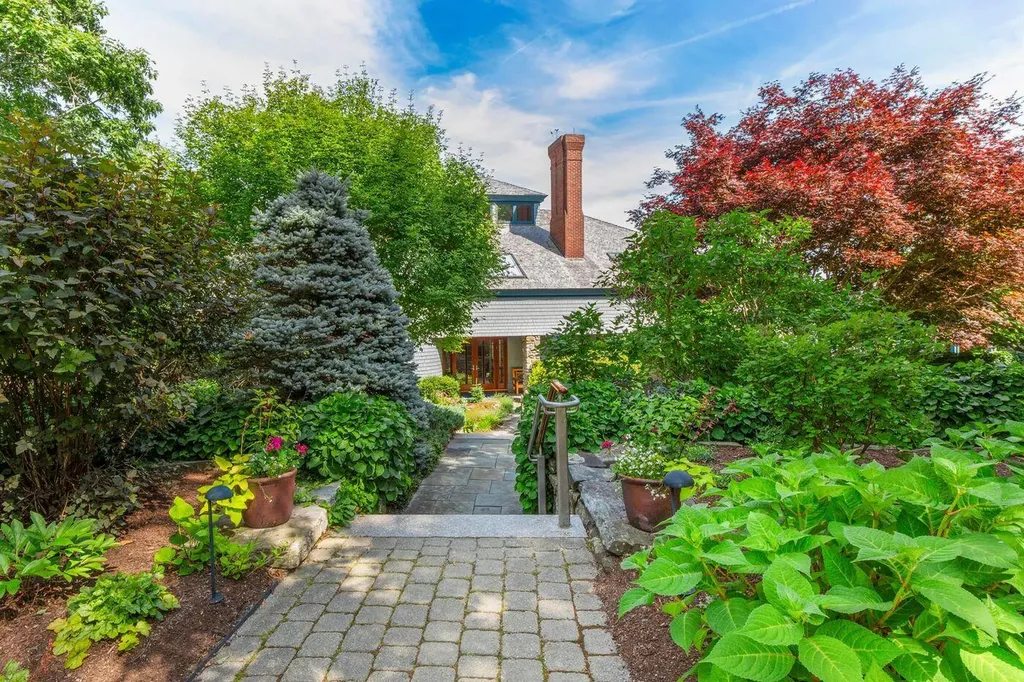 230 Bay View Street Camden ME 04843