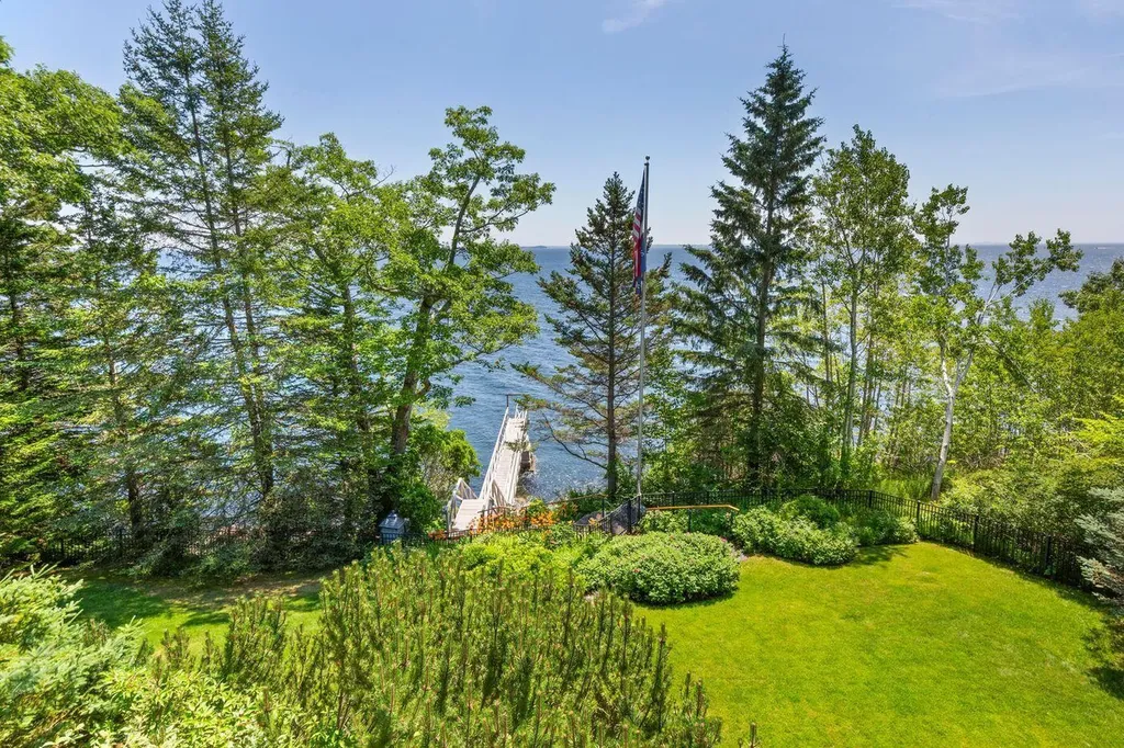 230 Bay View Street Camden ME 04843