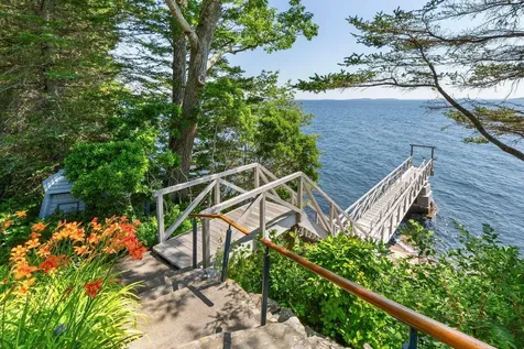 230 Bay View Street Camden ME 04843