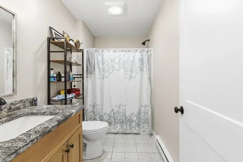 193 Dunton Road Naples ME 04055