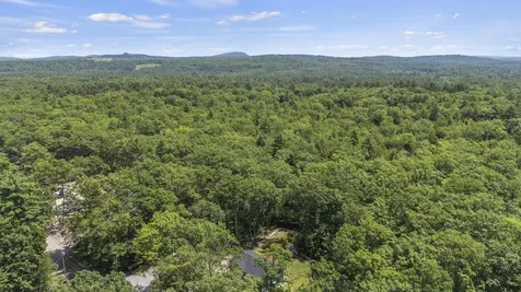 193 Dunton Road Naples ME 04055