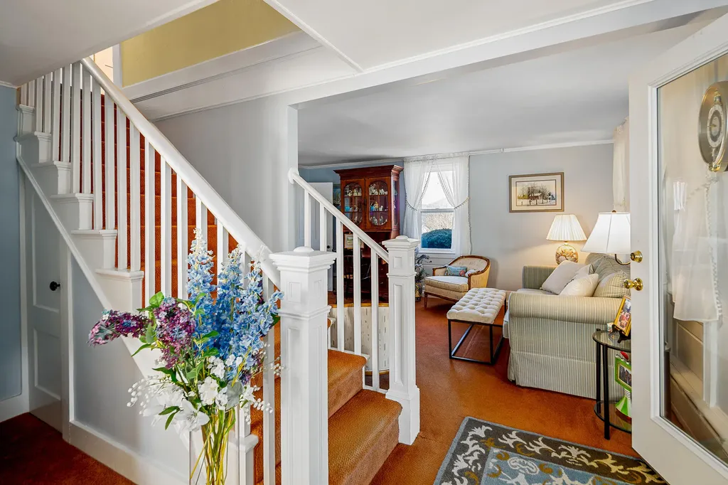 18 Beach Road Lincolnville ME 04849