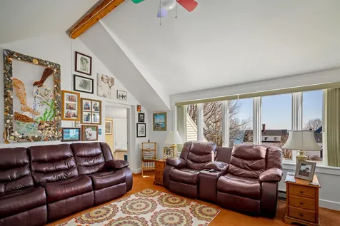 18 Beach Road Lincolnville ME 04849