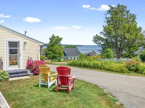 18 Beach Road Lincolnville ME 04849