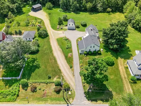18 Beach Road Lincolnville ME 04849
