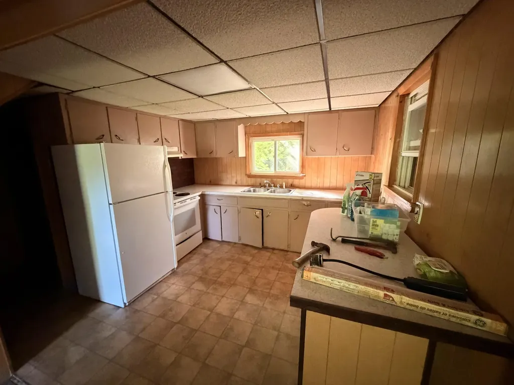 97 Pride Road Auburn ME 04210