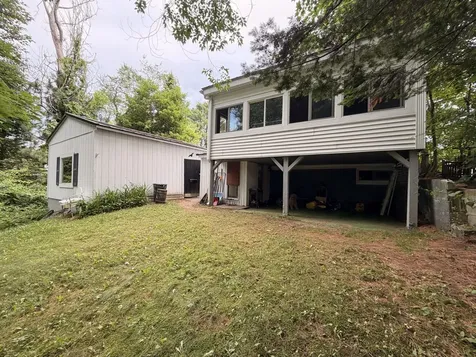 97 Pride Road Auburn ME 04210