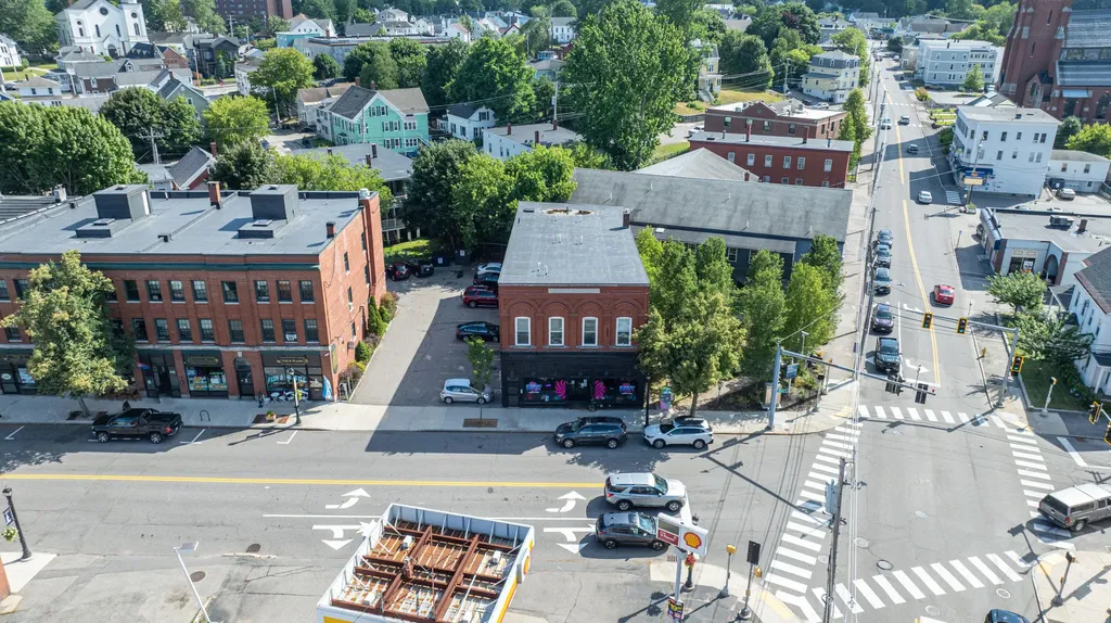 311 Main Street Biddeford ME 04005