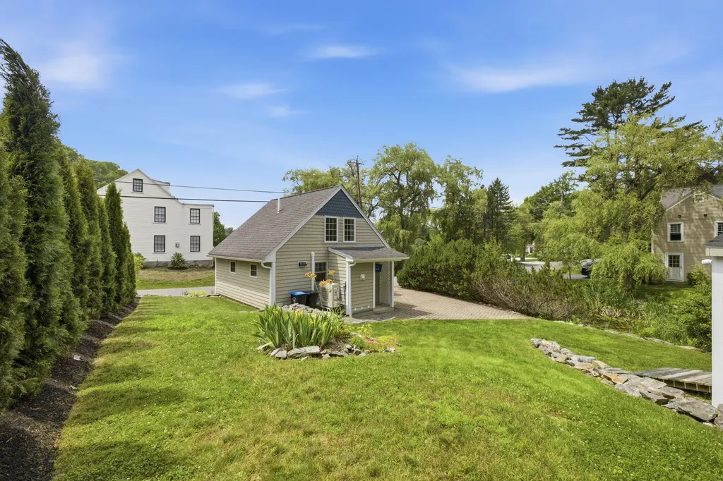 12 South Main Street Kennebunkport ME 04046