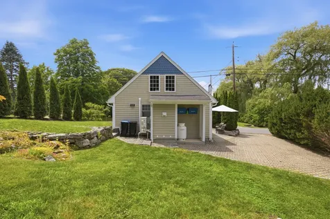 12 South Main Street Kennebunkport ME 04046