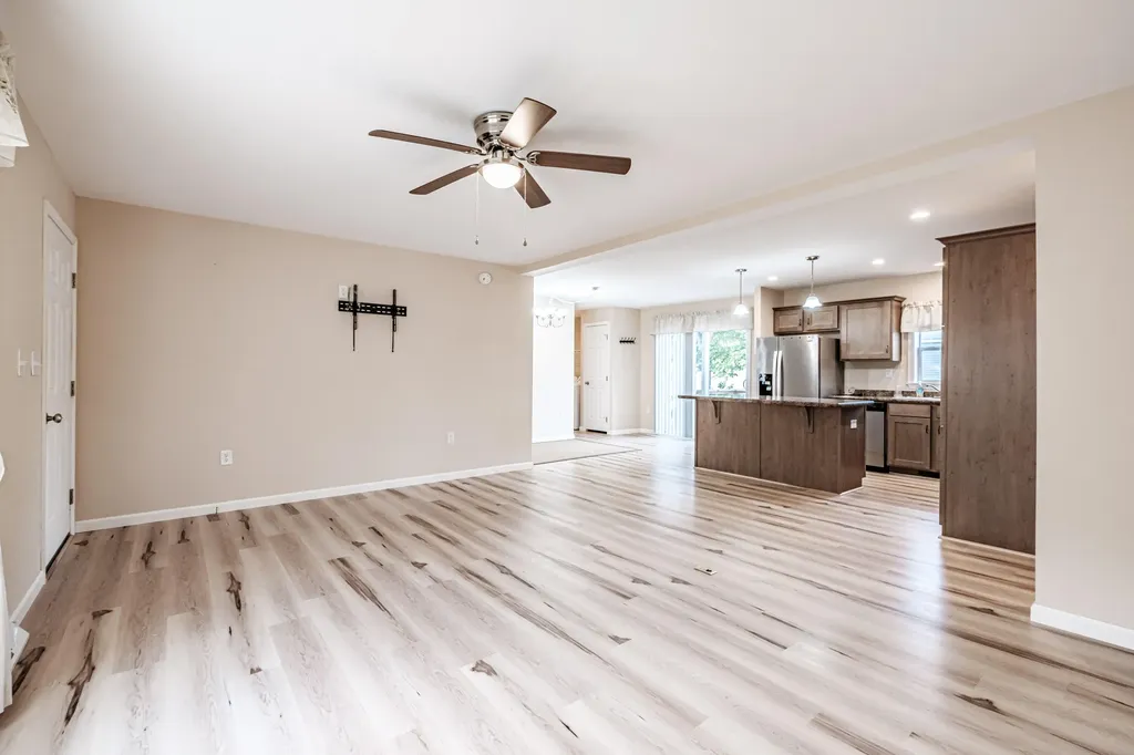 6 Cypress Drive Norway ME 04268
