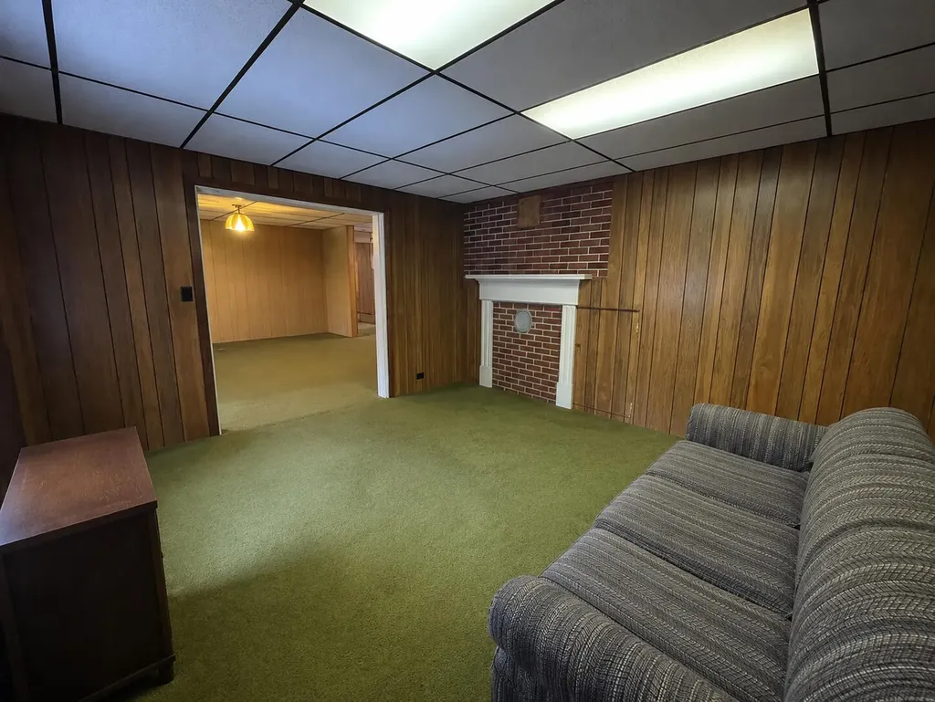 22 Penobscot Street Orono ME 04473