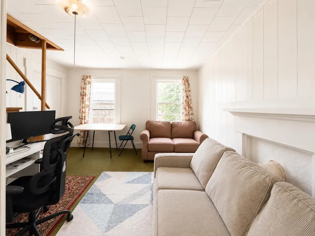 22 Penobscot Street Orono ME 04473