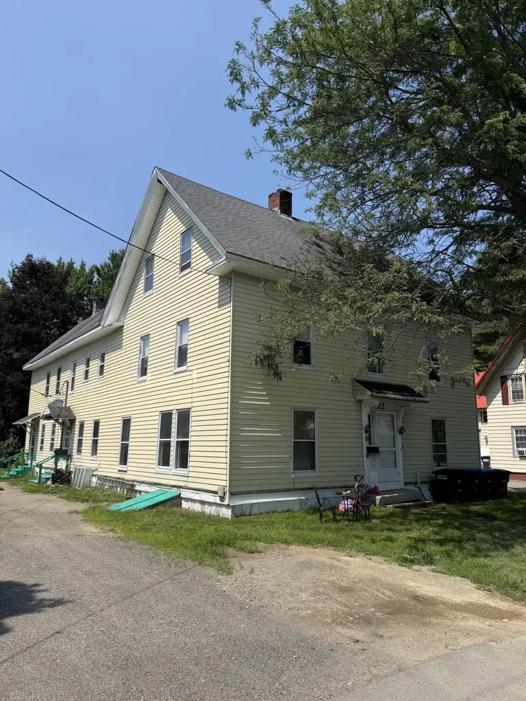 22 Penobscot Street Orono ME 04473