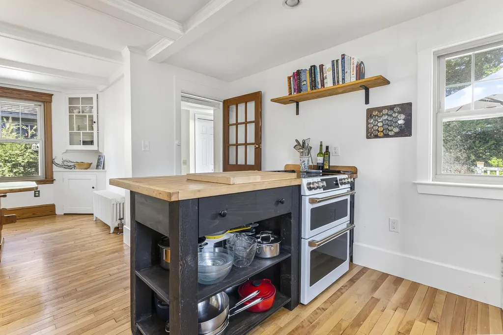 67 Elsmere Avenue South Portland ME 04106