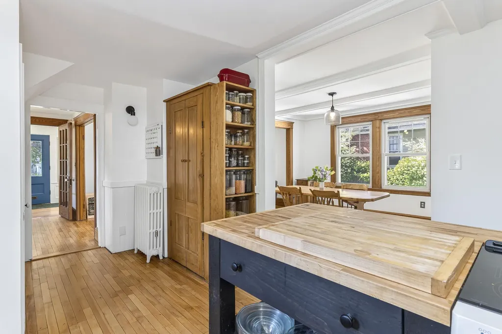 67 Elsmere Avenue South Portland ME 04106