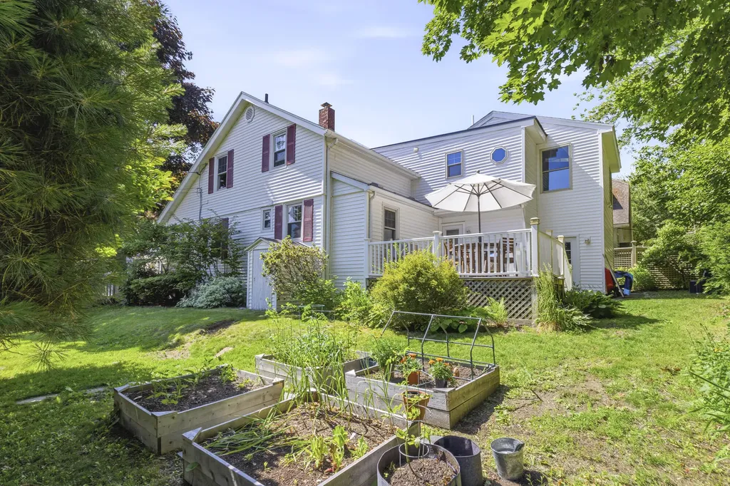 67 Elsmere Avenue South Portland ME 04106