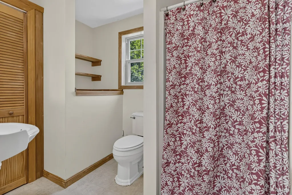 67 Elsmere Avenue South Portland ME 04106