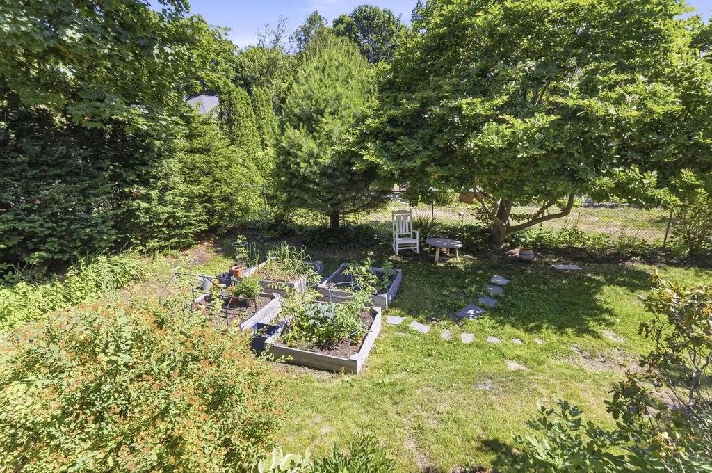 67 Elsmere Avenue South Portland ME 04106