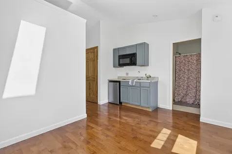 67 Elsmere Avenue South Portland ME 04106